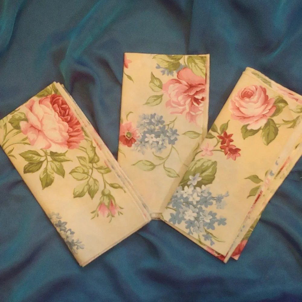 Vtg NWOT Rachel Ashwell (Shabby Chic) Rose Garden Napkins (Set of 3)